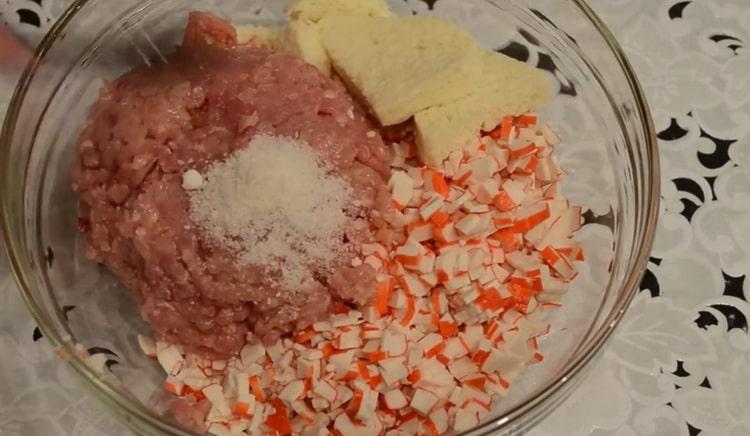 Stir the minced meat to make crab stick cutlets