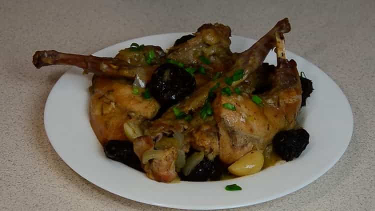 Fragrant rabbit with prunes is ready