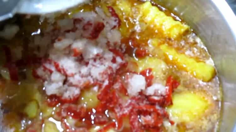 To cook the stewed rabbit with vegetables, add pepper