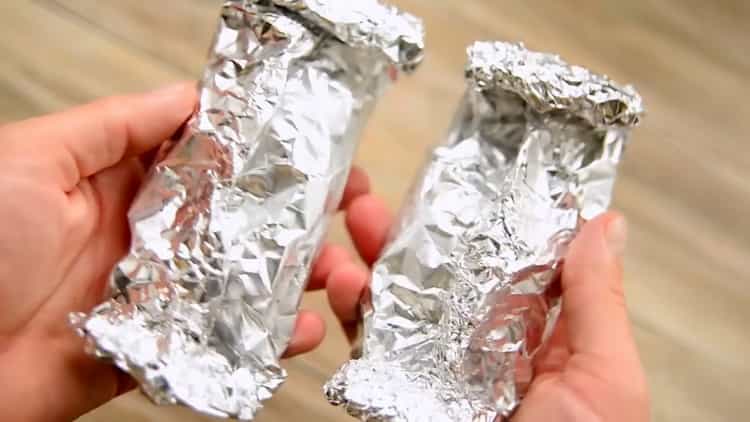For cooking chicken breast in foil in the oven, roll envelopes