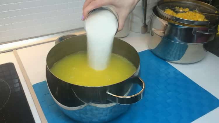 oranges lemonade ready