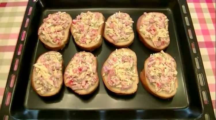 Preheat oven to make mini pizza on a loaf