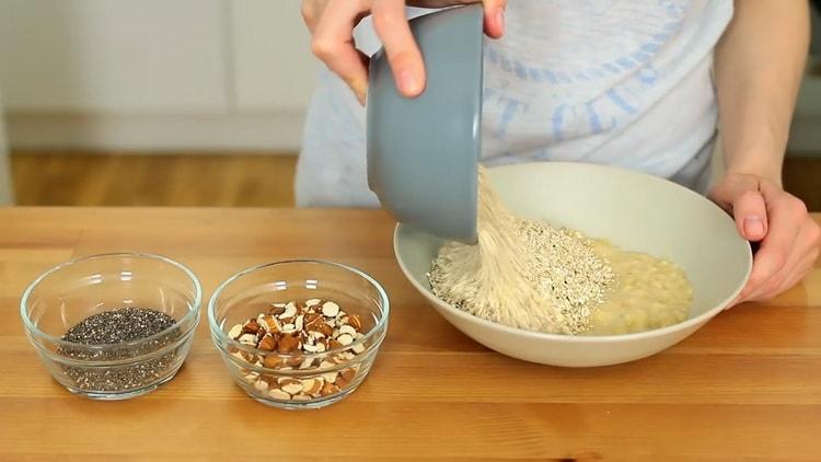 Combine the ingredients to make a cookie.