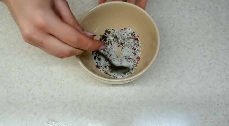 Prepare spices to make chicken breast chop