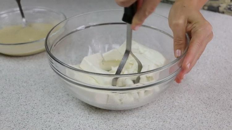 To prepare an open pie with cottage cheese, grind the cottage cheese