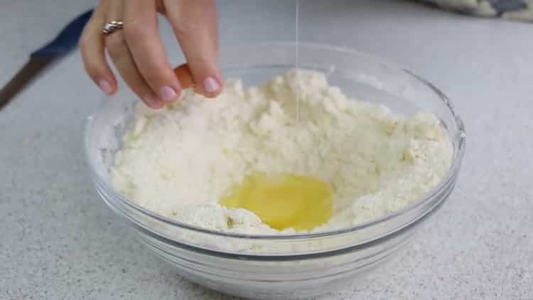 To make an open pie with cottage cheese, prepare the dough