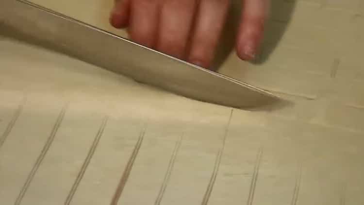 To make dumplings with broth, cut the dough