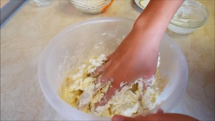 To make shortcakes with cottage cheese, knead the dough