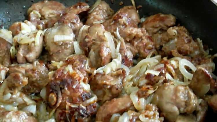 fried chicken liver with onions ready