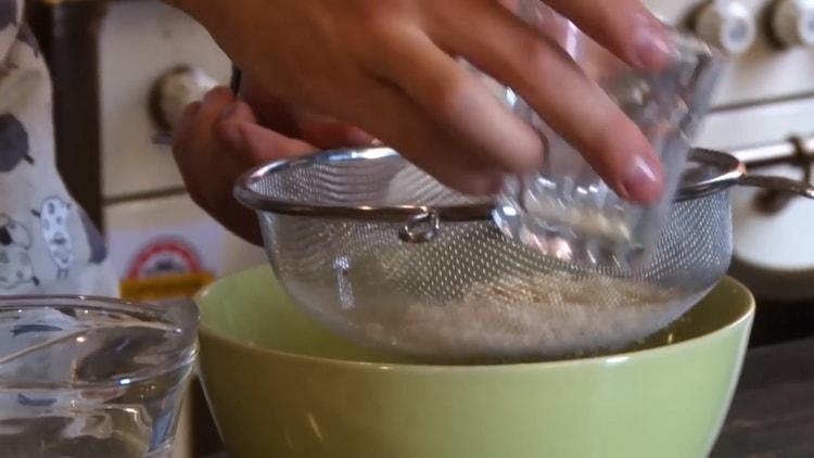 For the preparation of cookies made from medal flour. sift flour