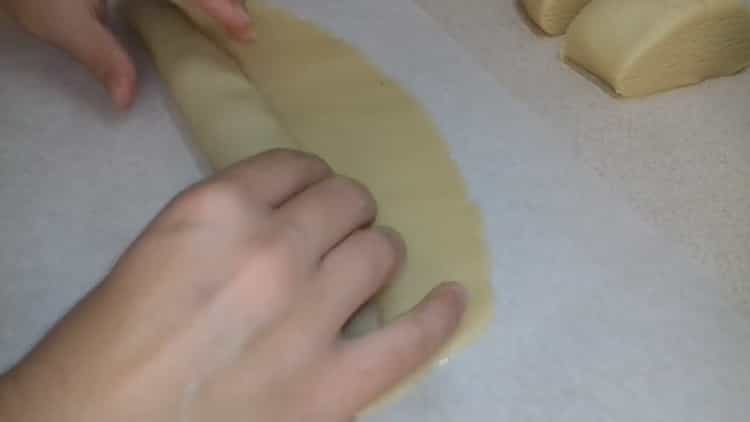To make cottage cheese cookies without butter and margarine, roll a roll