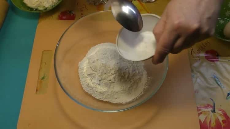To make cookies on margarine, prepare the ingredients