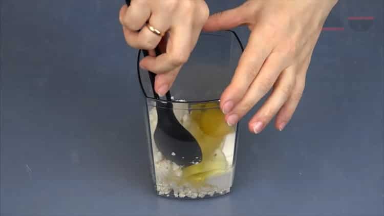 To make a crumb pie with cottage cheese, prepare a fill