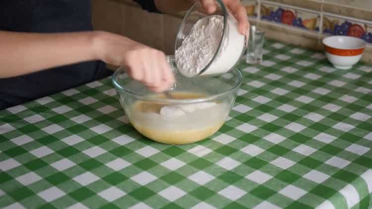 To make kefir pie with jam, add flour