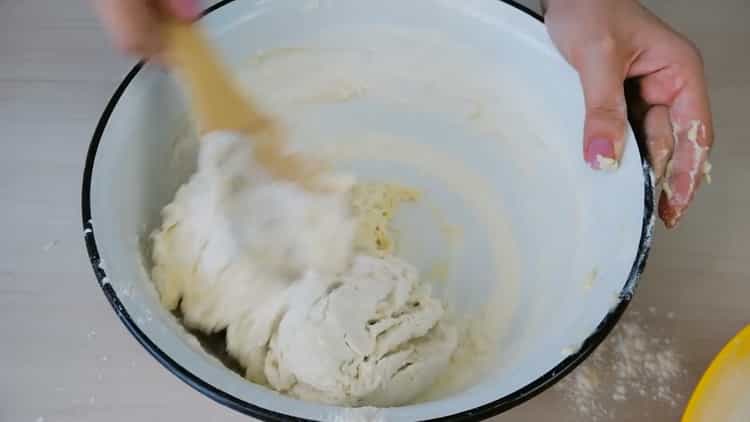 To make pizza without yeast, mix the ingredients