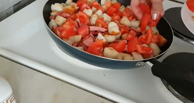 Add eggs to make pizza without dough.