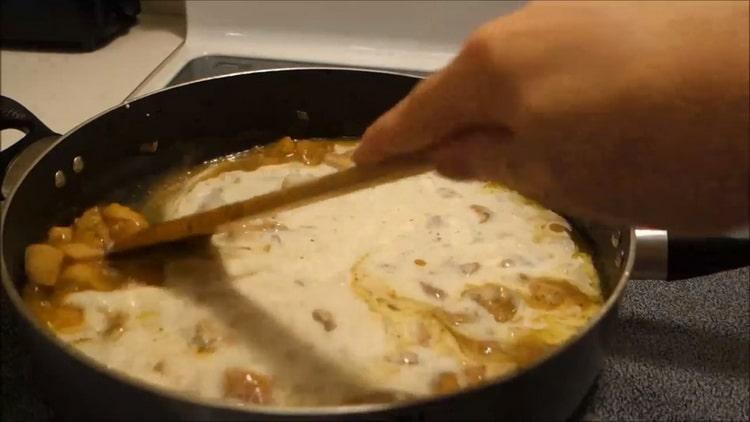 To make chicken sauce, add sour cream