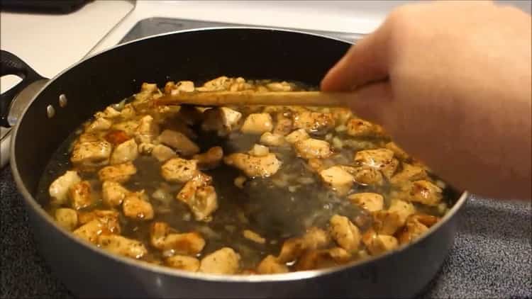 To make chicken gravy, add water