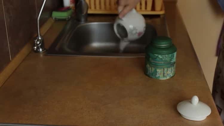 To prepare tea, prepare the dishes