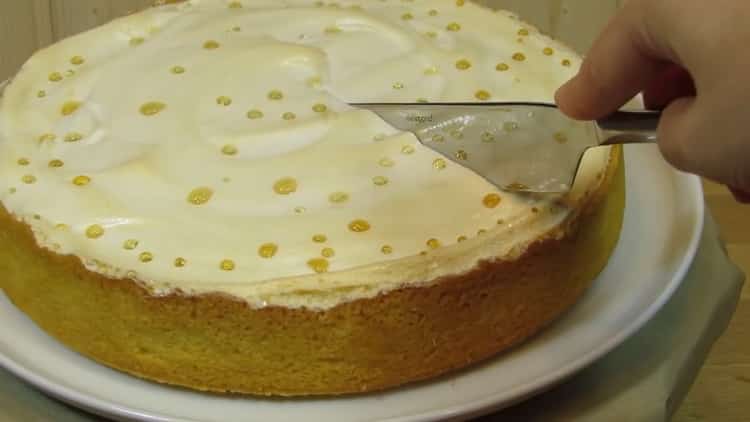 Fragrant cottage cheese pie is ready