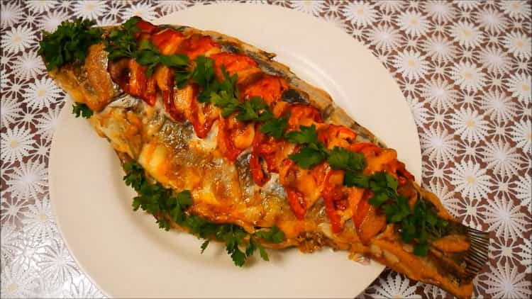 Recipe for baked carp in the oven with vegetables