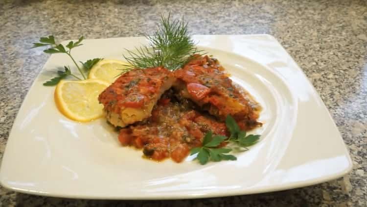 the fish is ready in Greek.