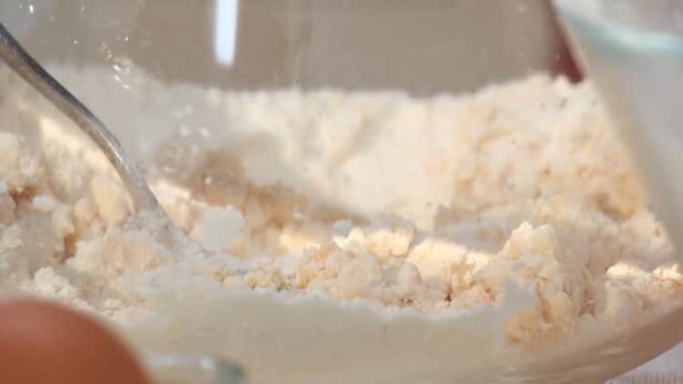 To cook fish with rice, add the yolks to the flour