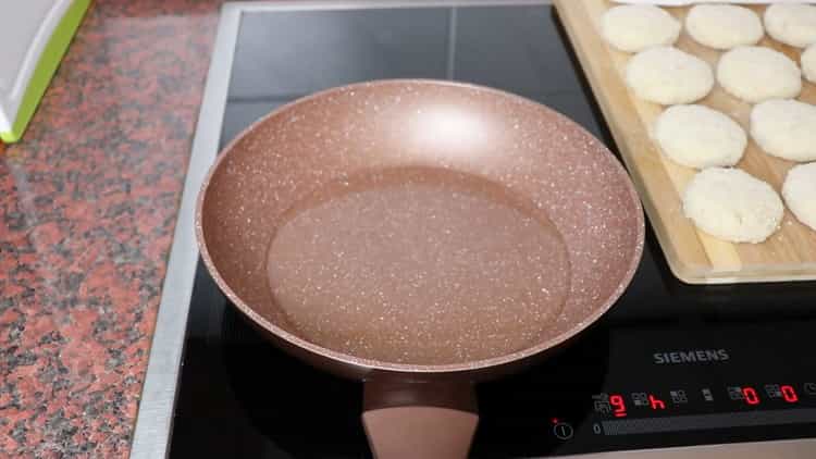 To prepare cod fish cakes according to a simple recipe, heat the pan