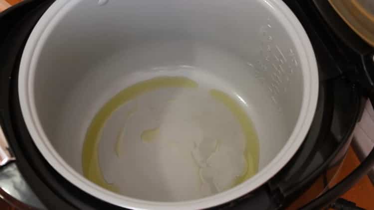 To cook mackerel in a slow cooker, heat the bowl