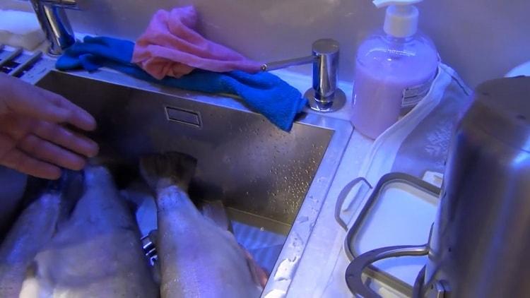 To prepare salted fish, prepare the ingredients