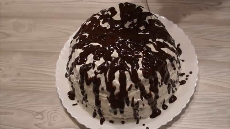 A simple Pancho cake with pineapples and walnuts - it turns out deliciously delicious