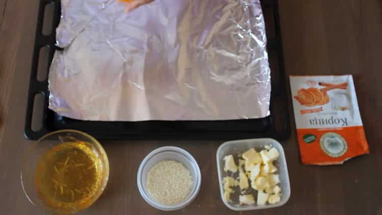 Prepare a baking tray for baking pumpkin in the oven