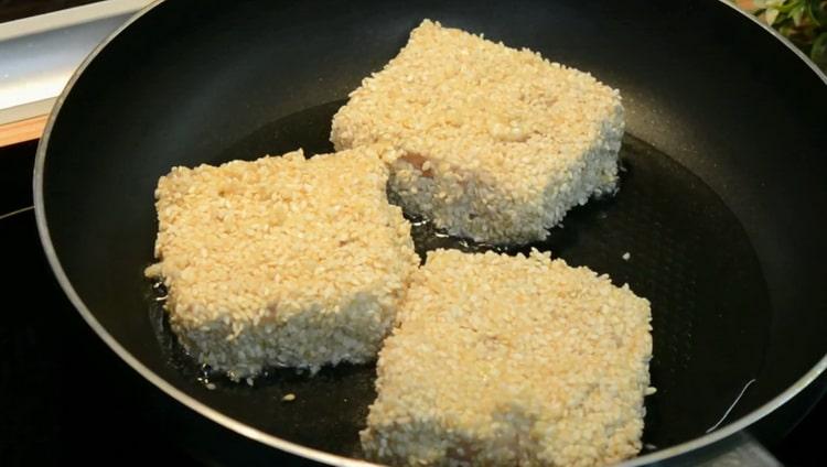 According to the recipe for cooking pollock fillet in a pan, fry the fish