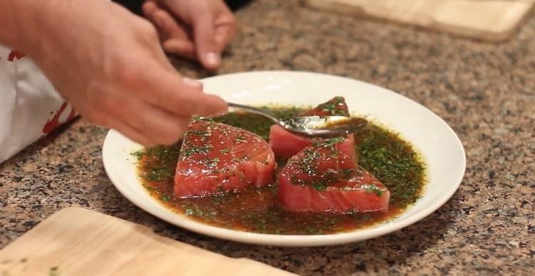 To cook tuna, marinate the fish