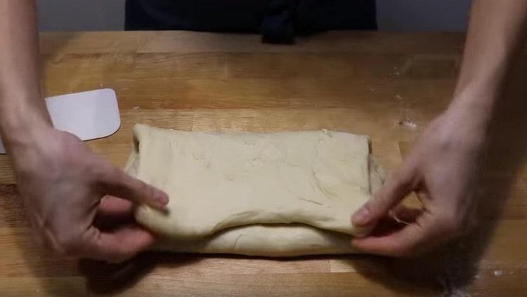 The second greased half cover the resulting square.