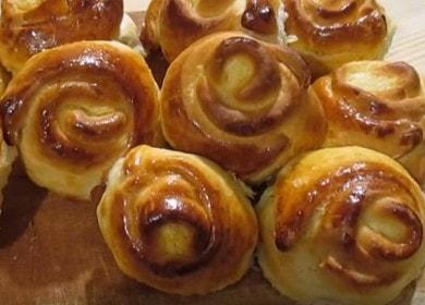 Cooking delicious buns with cottage cheese in the oven according to the recipe with a photo.