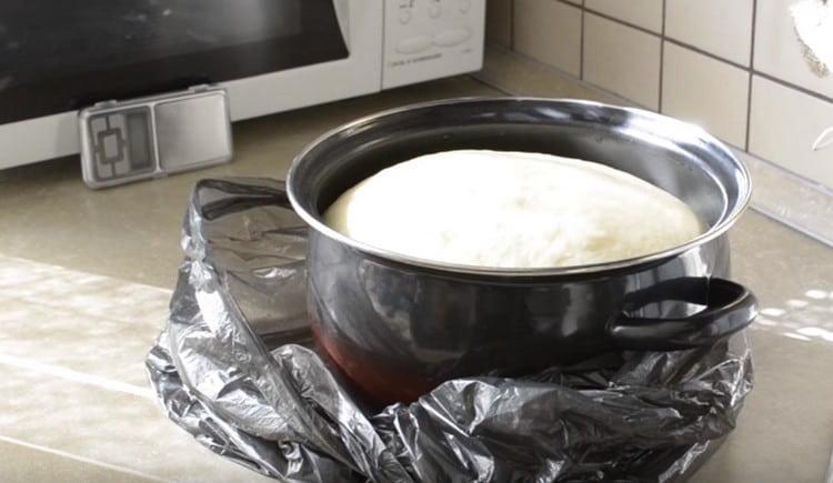 In a warm place, the dough rose perfectly.