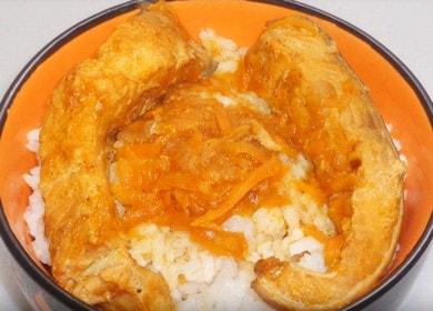 Tender pink salmon stewed with carrots and onions: cook with step by step photos.