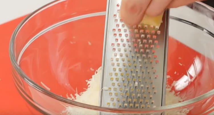 Rub cheese into a bowl.