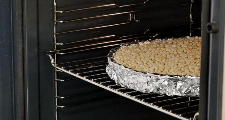 We send the workpiece to the oven.