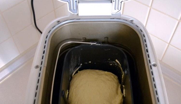 Cooking in a bread machine will take approximately 3-3.5 hours.