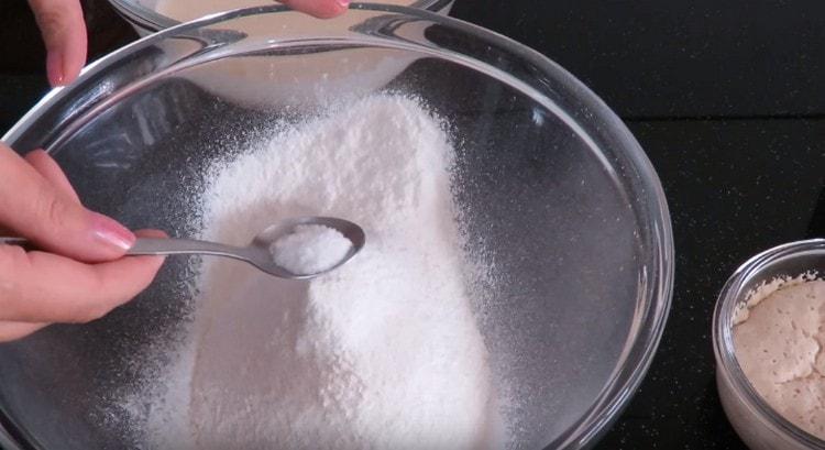 Sift the flour, add salt to it.