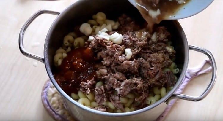 If desired, you can also add the liquid remaining from the stew.