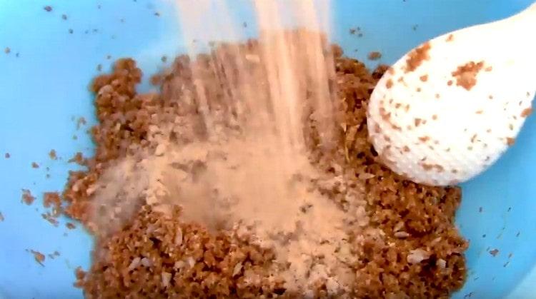 We introduce buckwheat flour and mix the mass again.