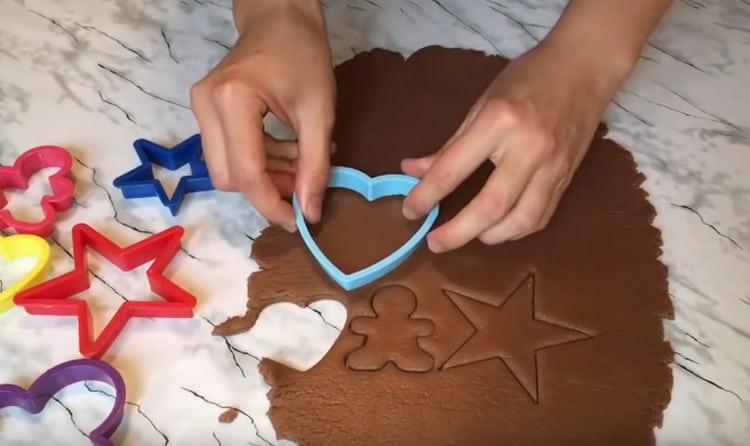 Squeeze out our figured cookies.