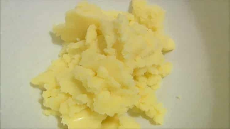To prepare mashed potato cakes, prepare the ingredients