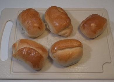 Cooking pies with potatoes in the oven according to a step by step recipe with a photo.