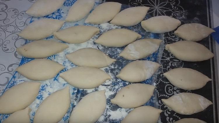 We prepare all the pies.