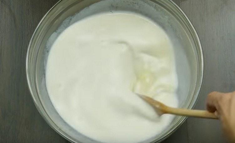 Mix the liquid components.