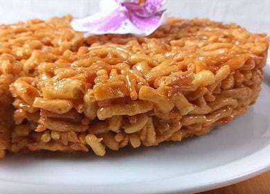 Oriental sweet recipe Chuck-chak with honey